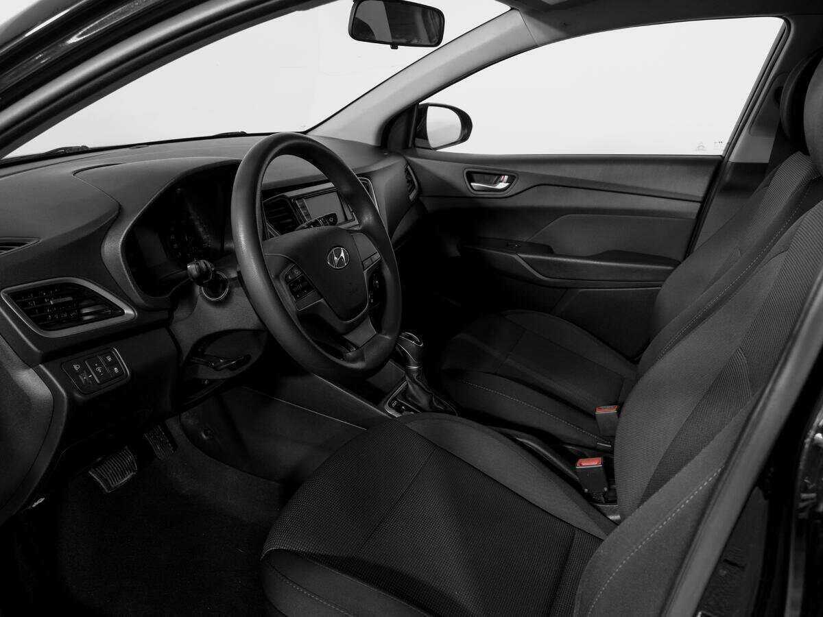 Hyundai Solaris 2018 года с пробегом. Фото: #12