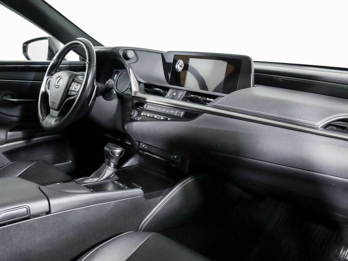Lexus ES 2019 года с пробегом. Фото: #5