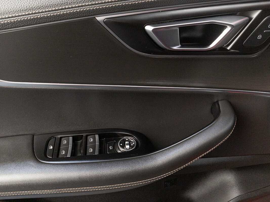 Chery Tiggo 8 2020 года с пробегом. Фото: #4