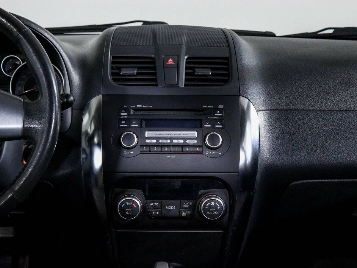 Suzuki SX4 2010 года с пробегом. Фото: #12