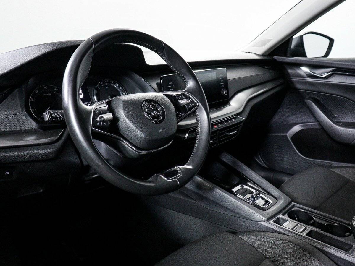 Skoda Octavia 2021 года с пробегом. Фото: #13