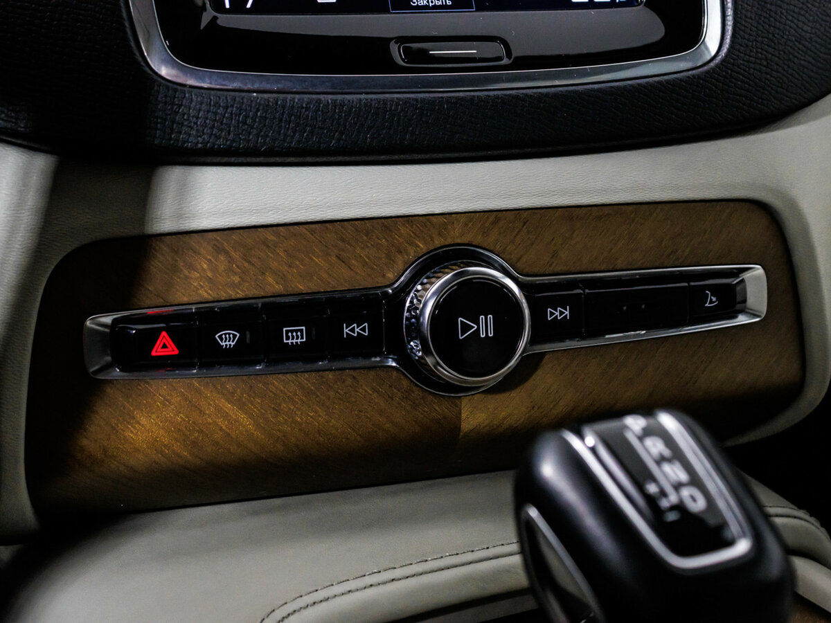 Volvo XC90 2017 года с пробегом. Фото: #21