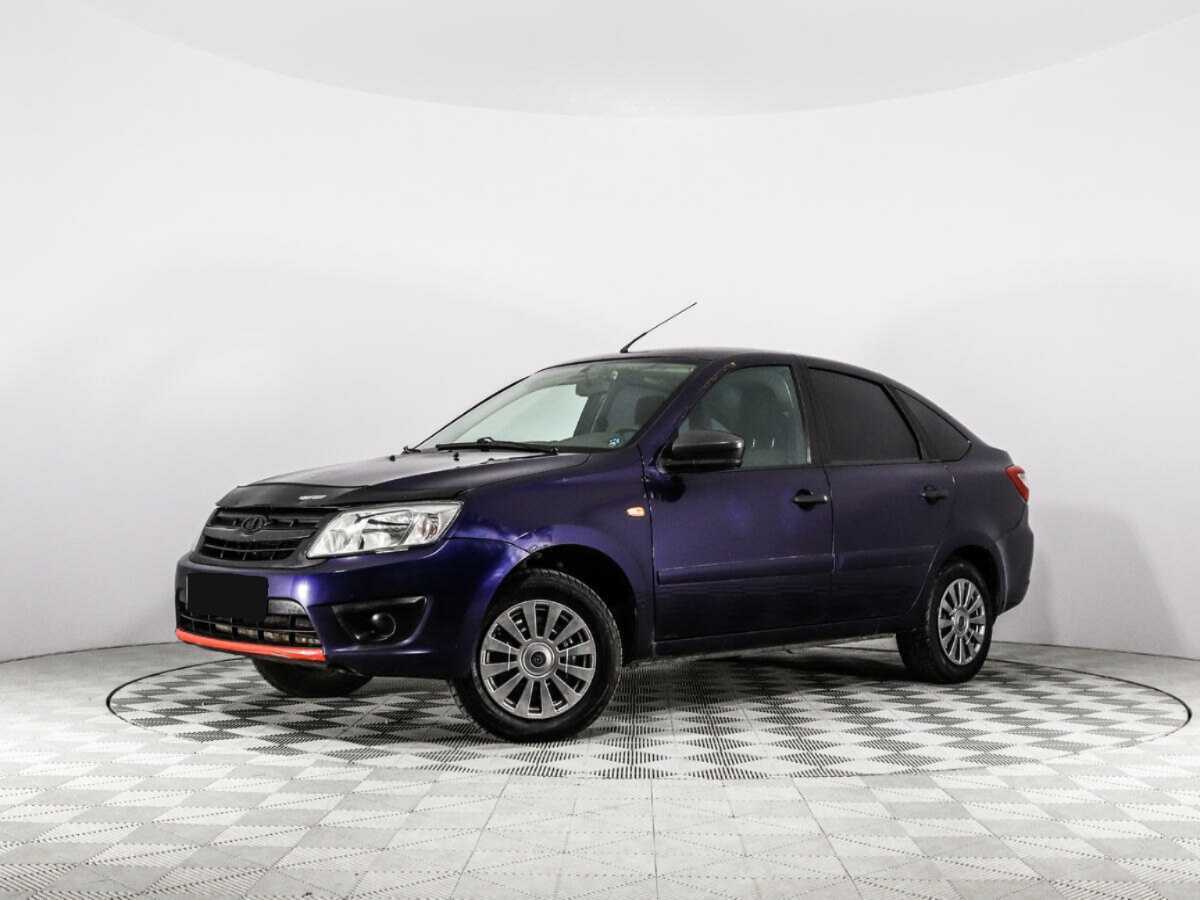 Lada (ВАЗ) Granta 2015 года с пробегом. Посмотреть фото
