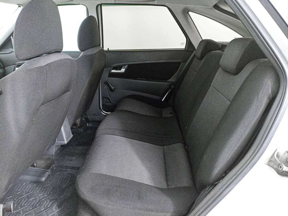 Lada (ВАЗ) Priora 2014 года с пробегом. Фото: #9