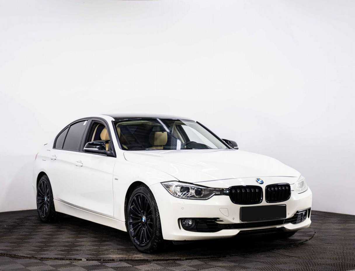 BMW 3 серии 2012 года с пробегом. Фото: #2