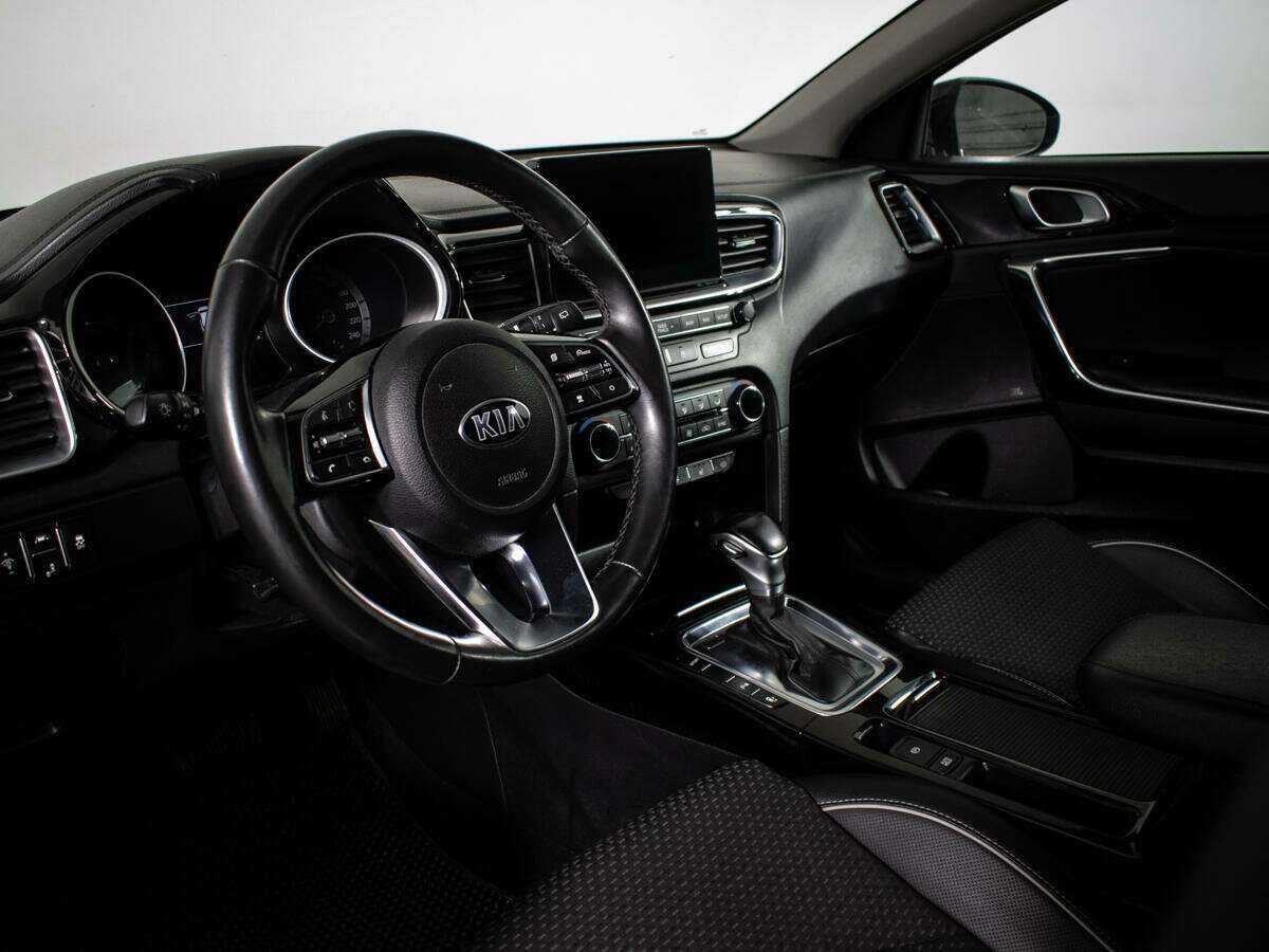 Kia Ceed 2018 года с пробегом. Фото: #12