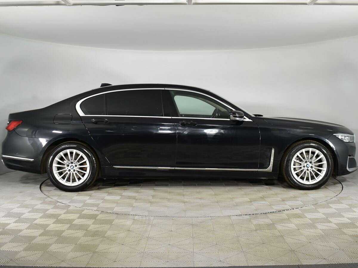 BMW 7 серии 2020 года с пробегом. Фото: #4