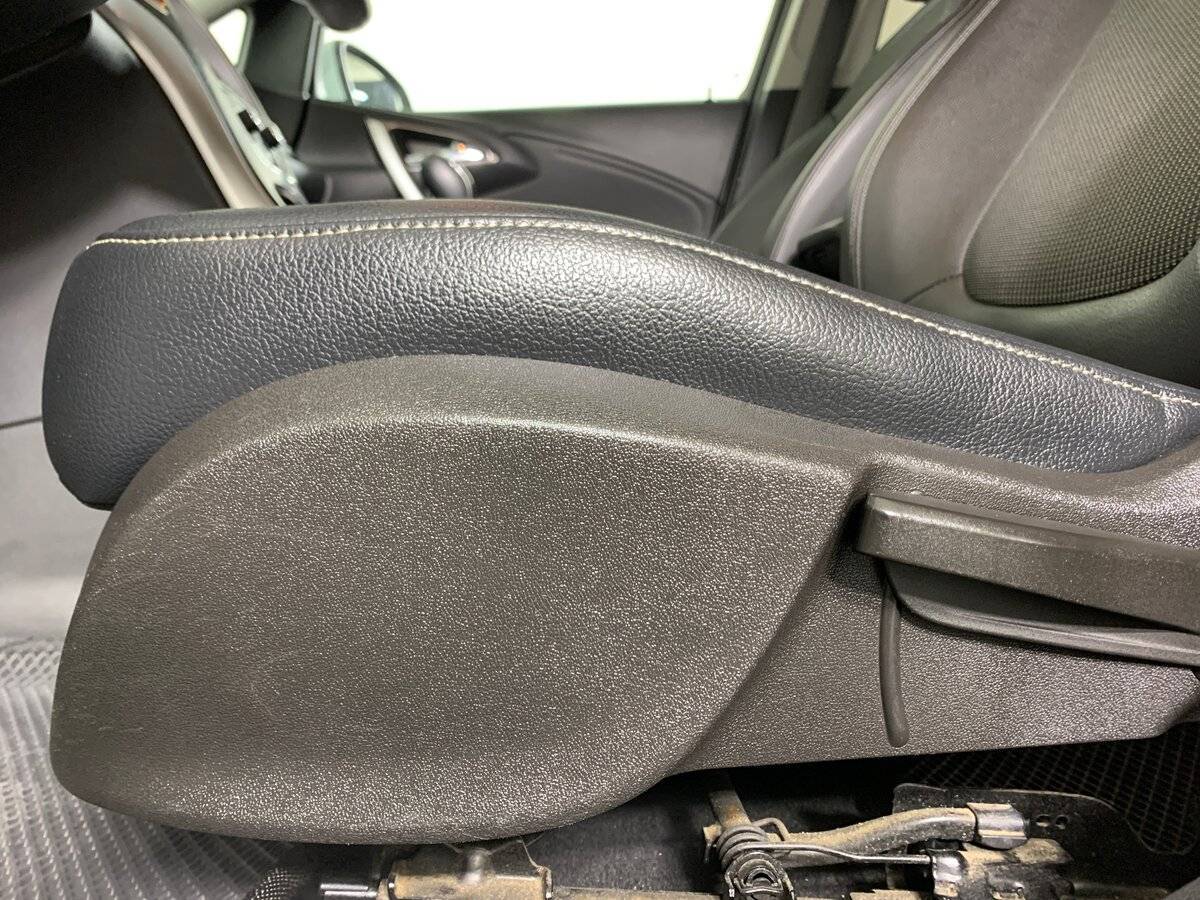 Opel Astra 2011 года с пробегом. Фото: #15
