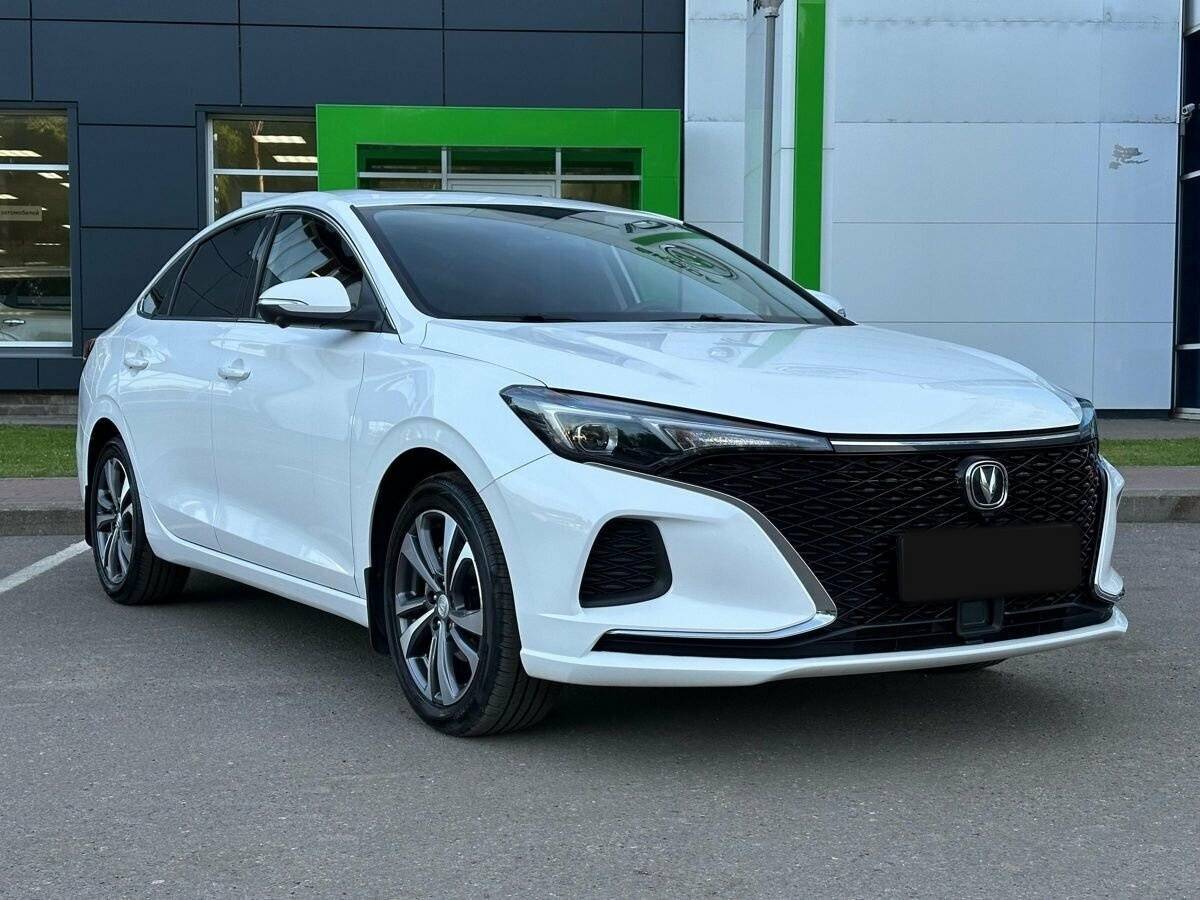 Changan Eado Plus 2024 года с пробегом. Фото: #2