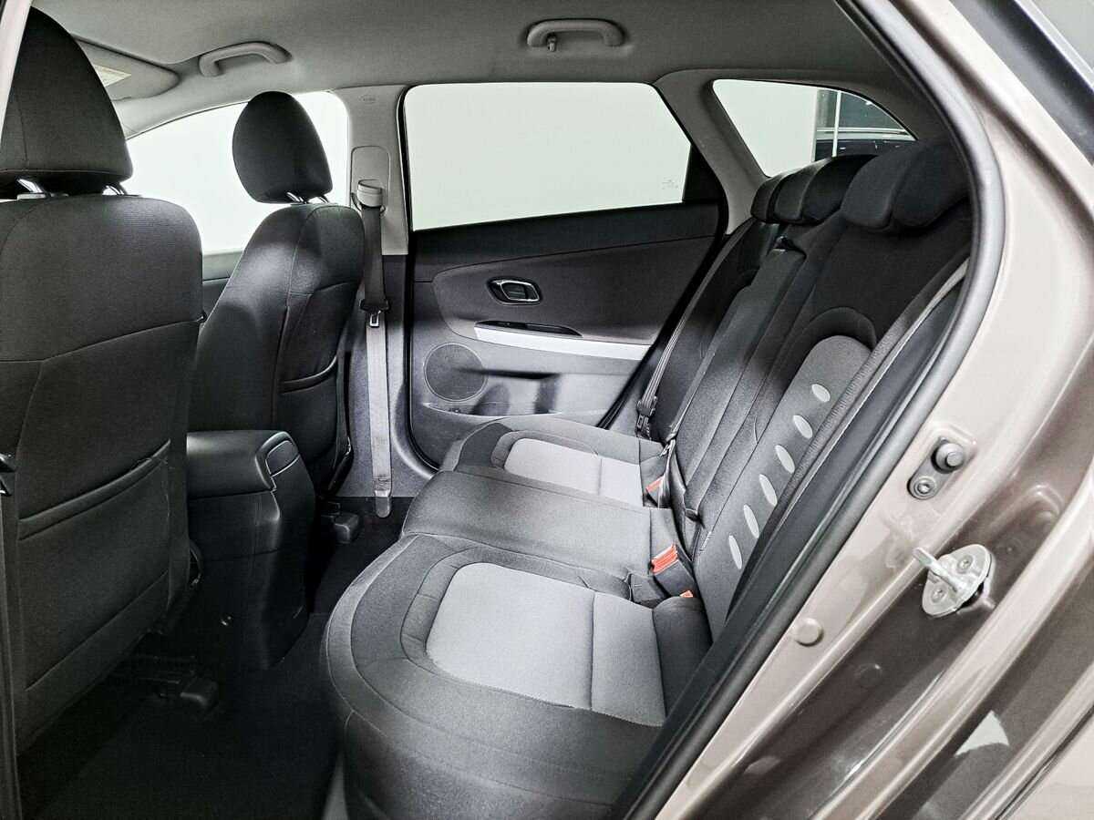 Kia Ceed 2015 года с пробегом. Фото: #9