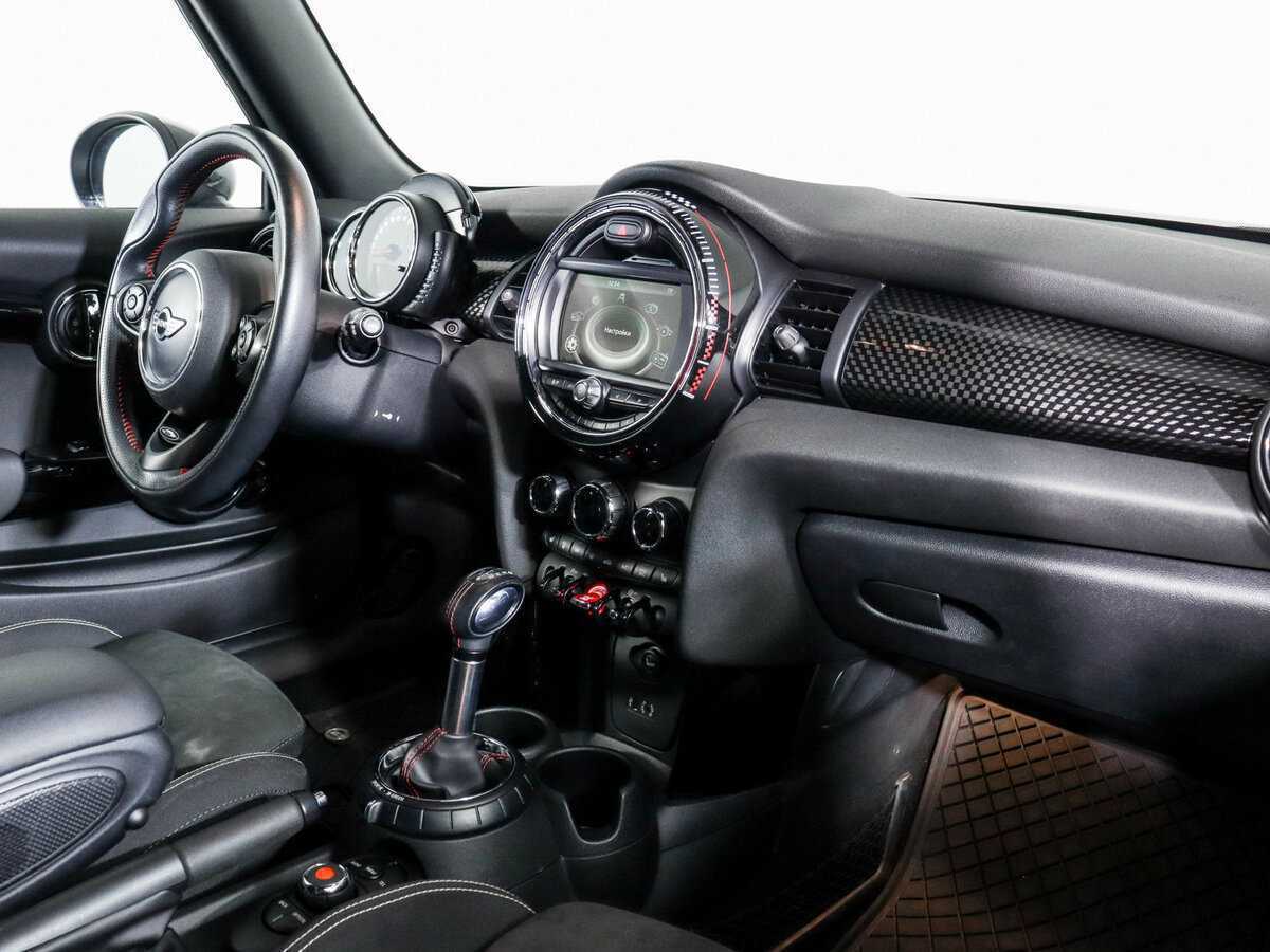 Mini Hatch 2017 года с пробегом. Фото: #5