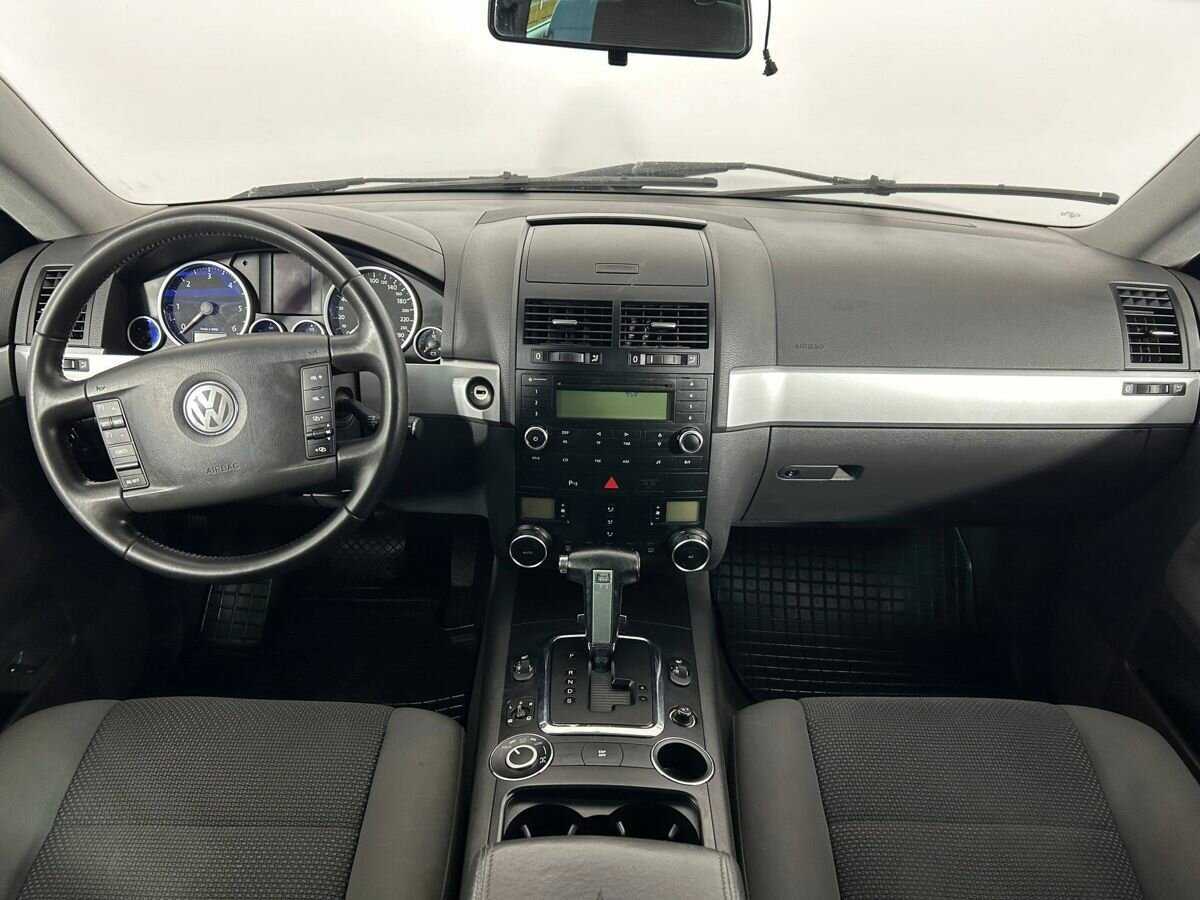 Volkswagen Touareg 2010 года с пробегом. Фото: #4