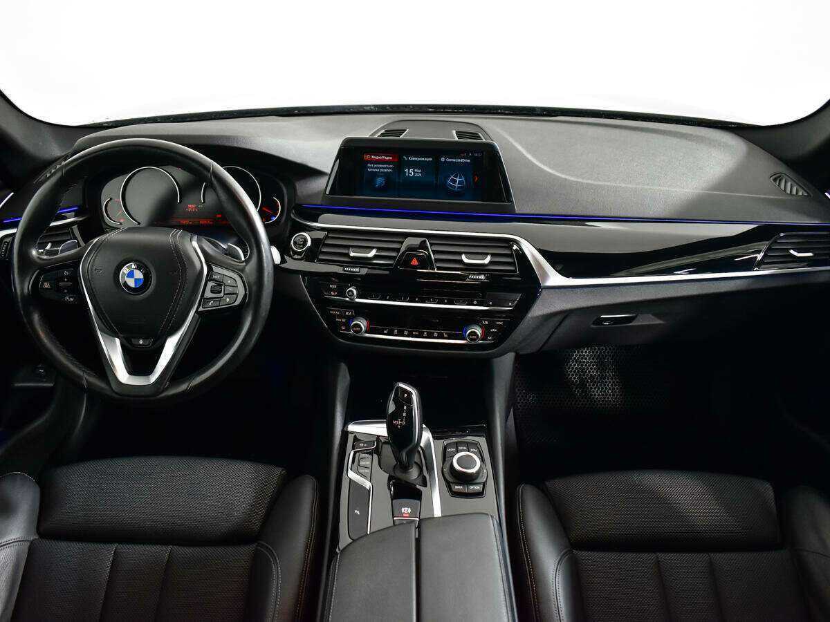 BMW 5 серии 2019 года с пробегом. Фото: #11