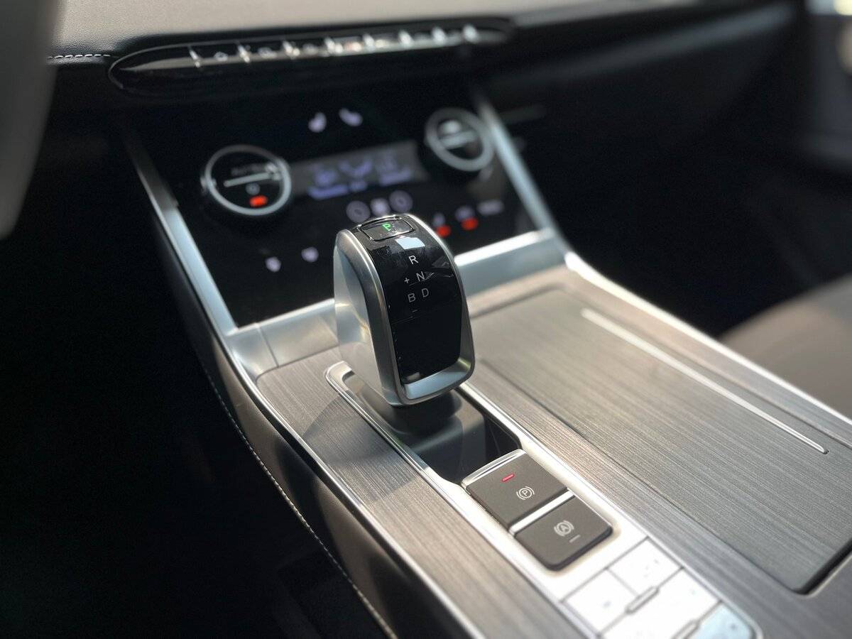 Chery Tiggo 7 Pro Plug-in Hybrid 2023 года с пробегом. Фото: #23