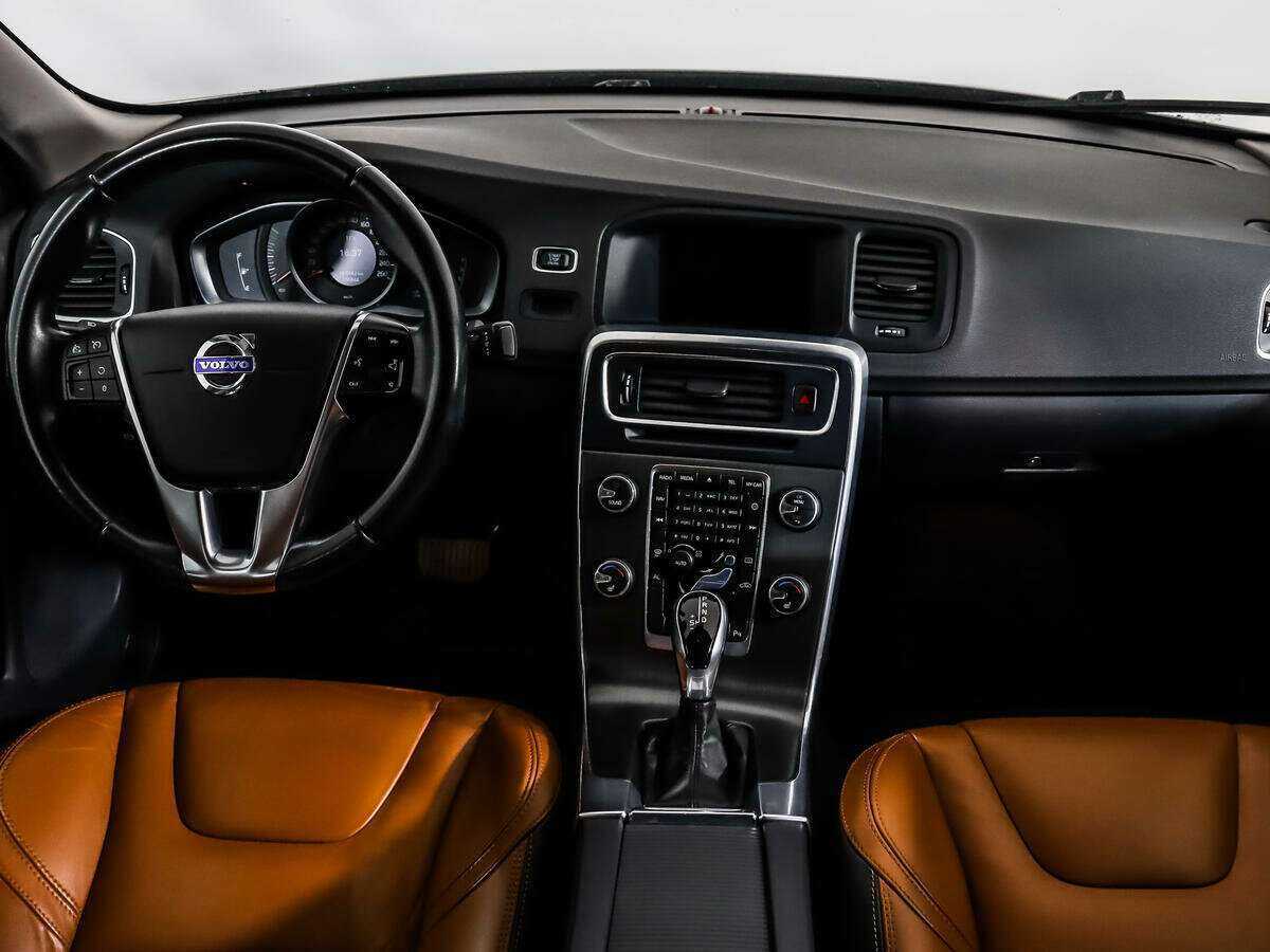 Volvo S60 2014 года с пробегом. Фото: #12
