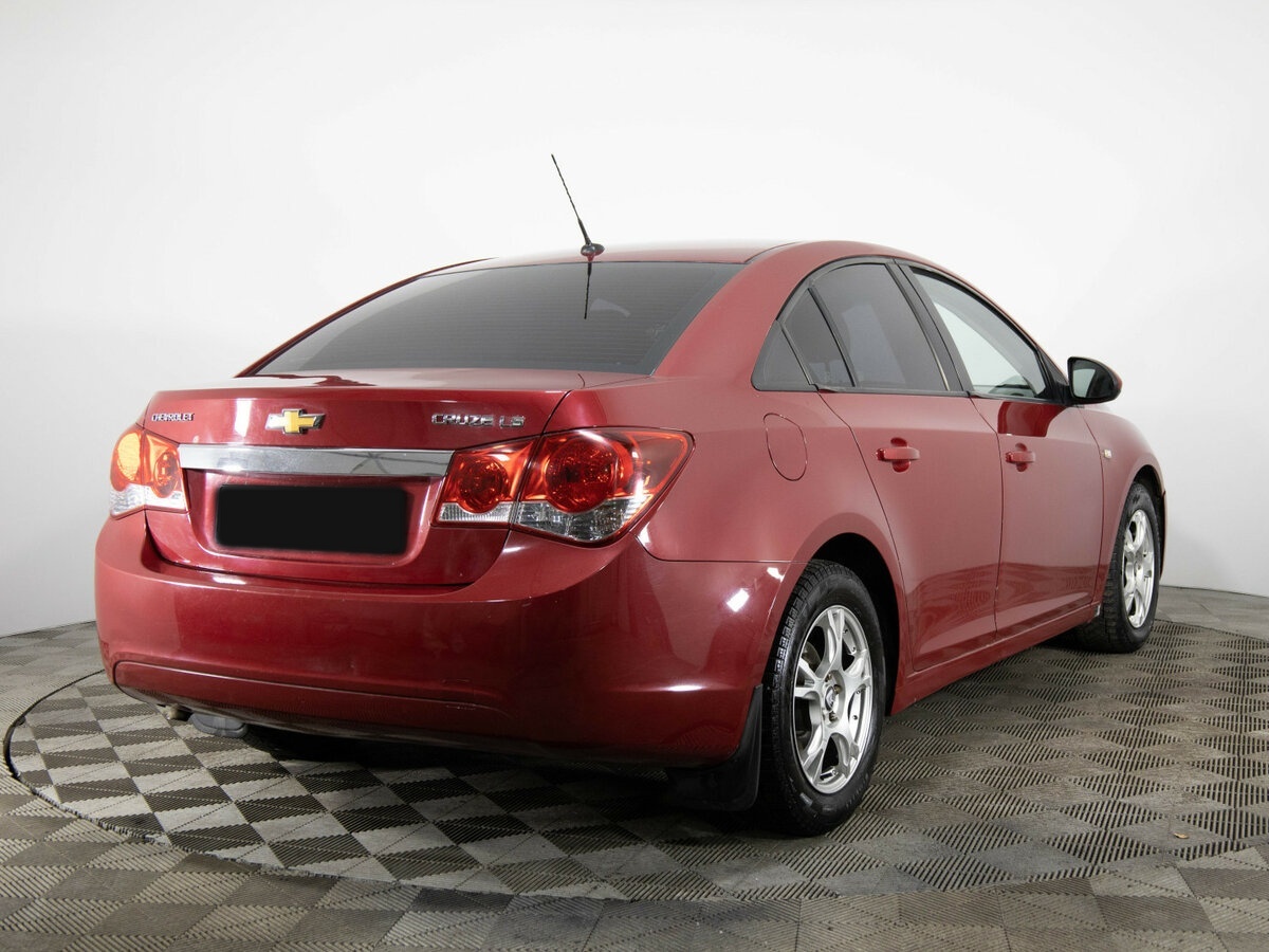 Chevrolet Cruze 2010 года с пробегом. Фото: #3