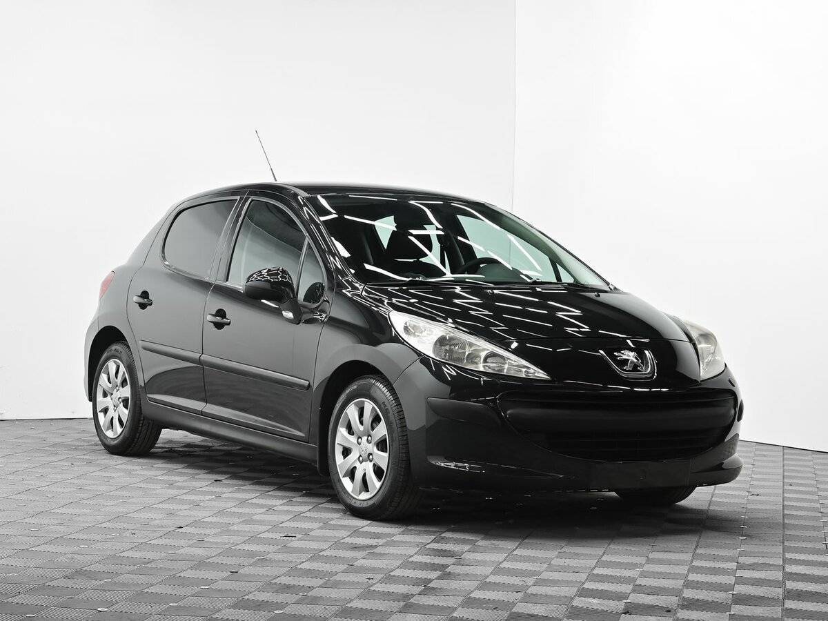 Peugeot 207 2008 года с пробегом. Фото: #1
