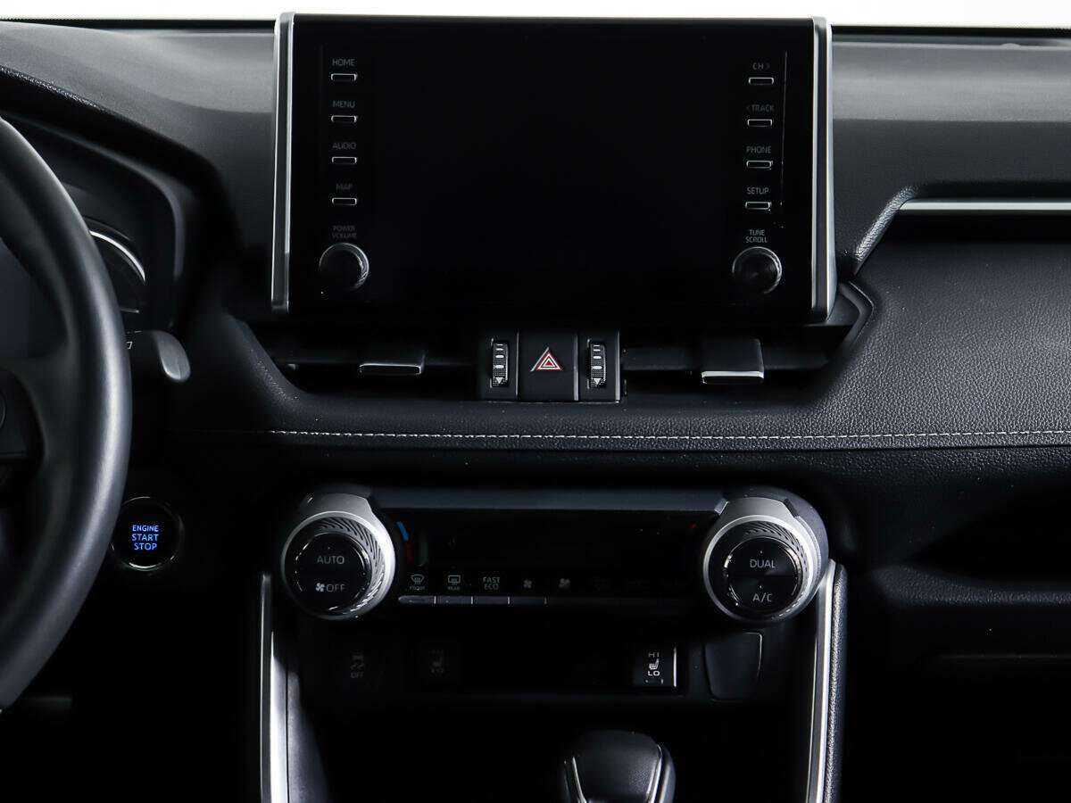 Toyota RAV4 2021 года с пробегом. Фото: #11