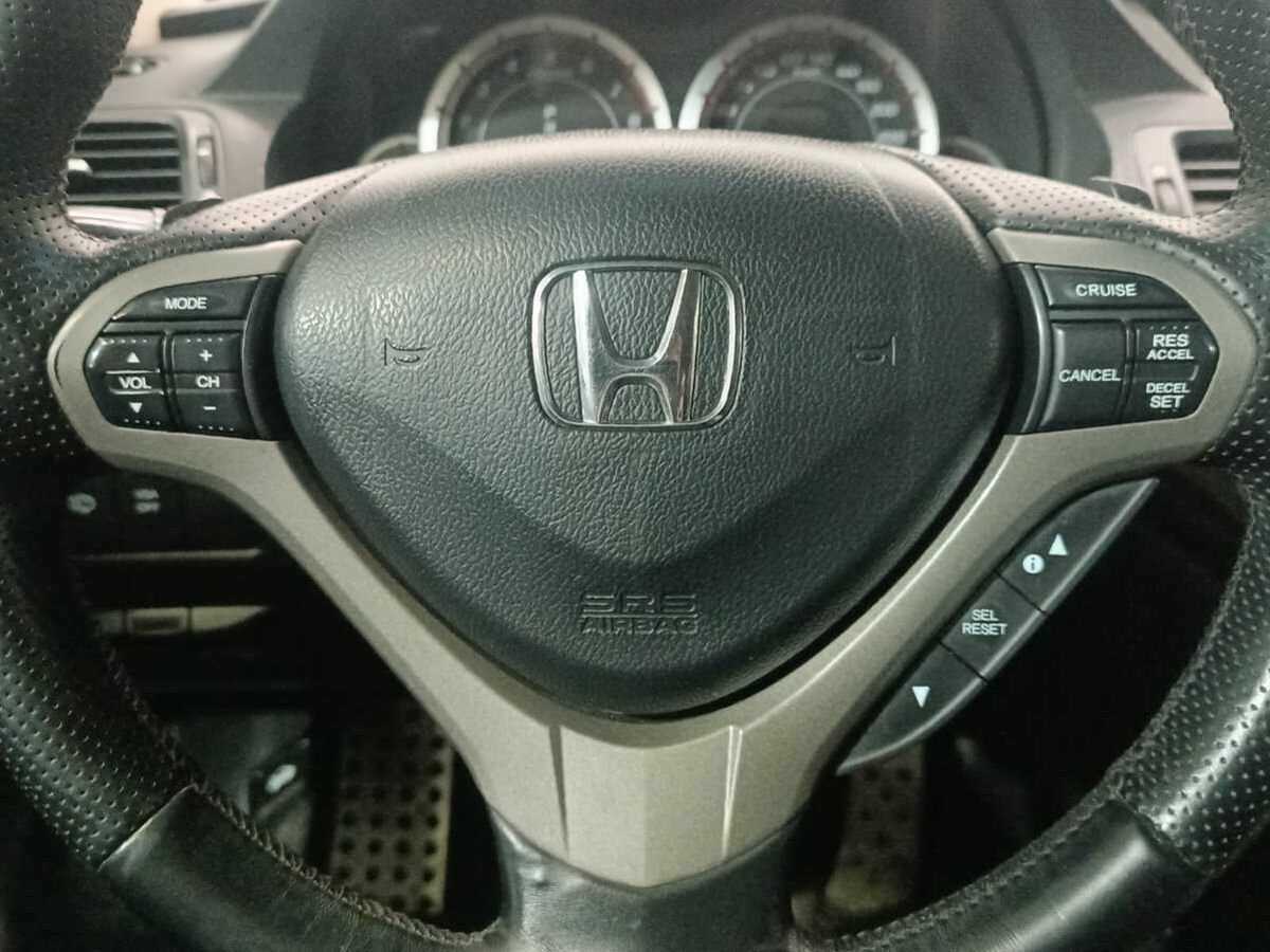 Honda Accord 2008 года с пробегом. Фото: #12