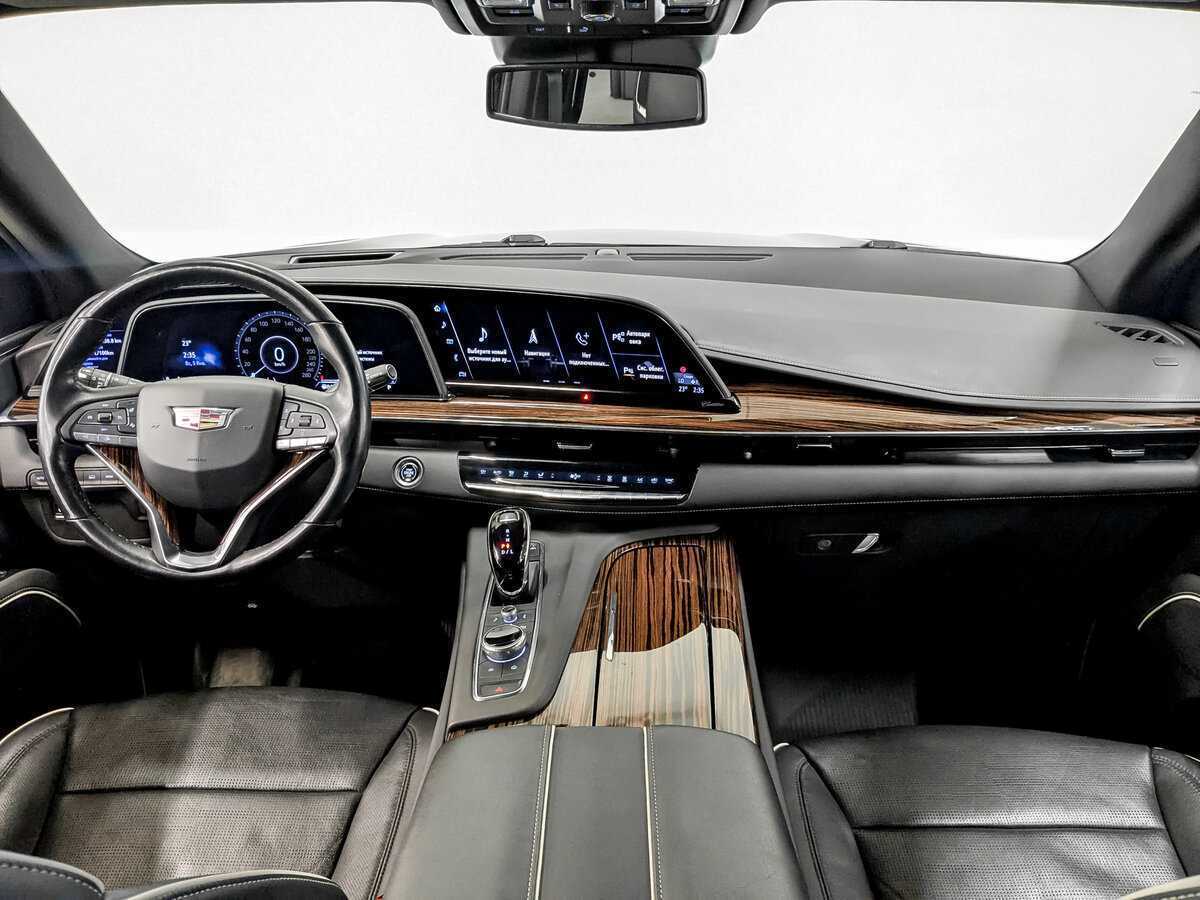 Cadillac Escalade 2021 года с пробегом. Фото: #13