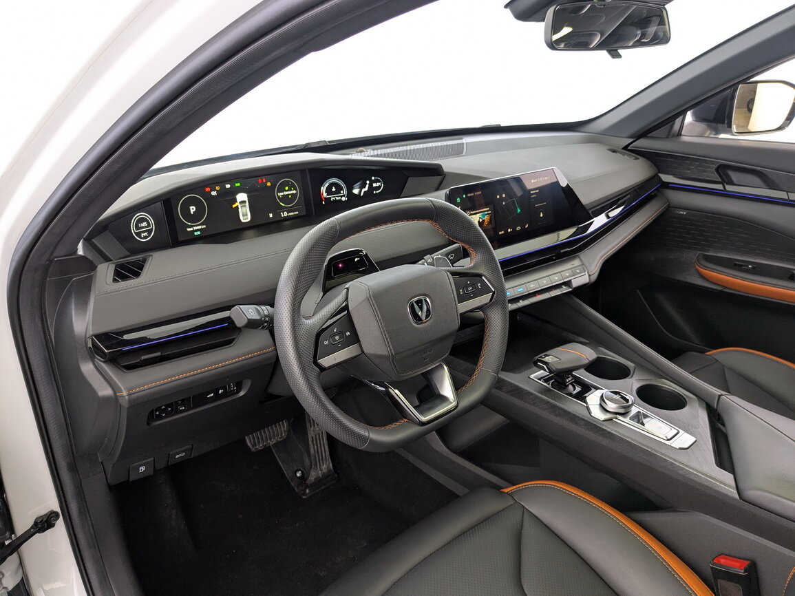 Changan UNI-V 2023 года с пробегом. Фото: #15