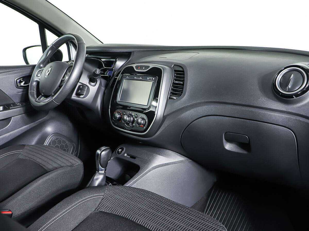 Renault Kaptur 2017 года с пробегом. Фото: #8