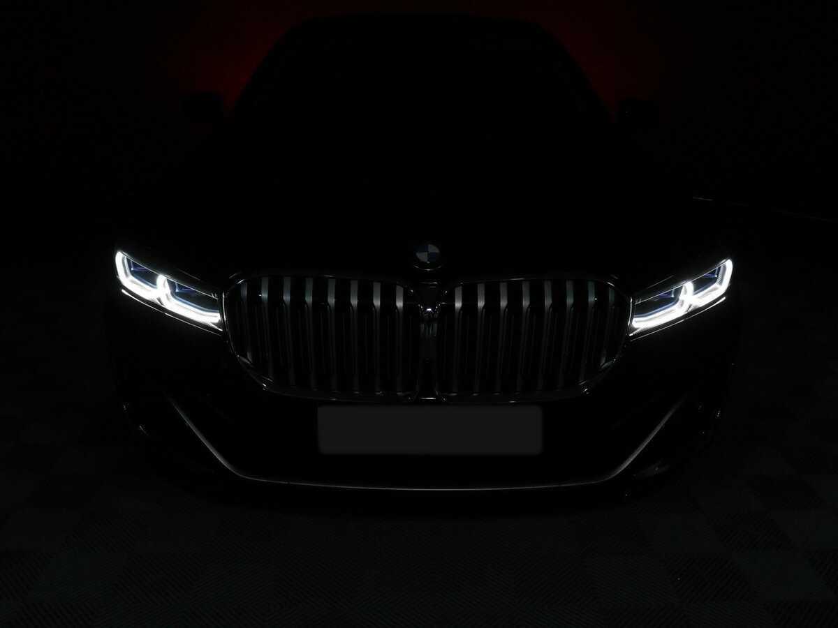 BMW 7 серии 2021 года с пробегом. Фото: #20