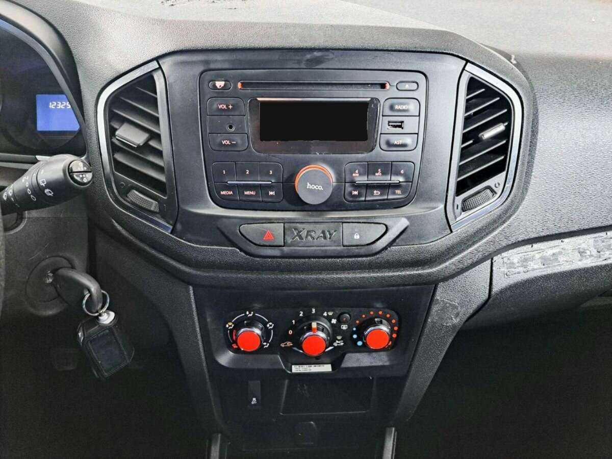 Lada (ВАЗ) XRAY 2017 года с пробегом. Фото: #12