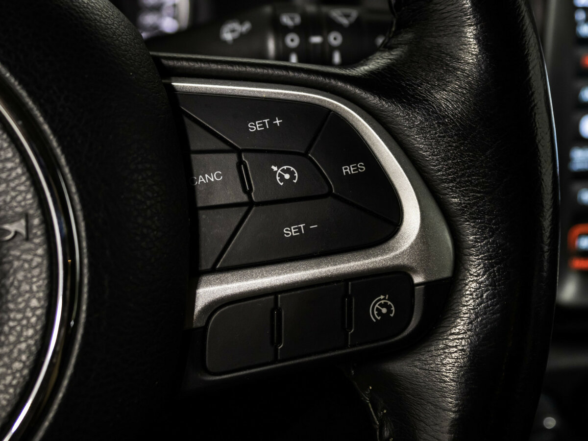 Jeep Renegade 2018 года с пробегом. Фото: #16