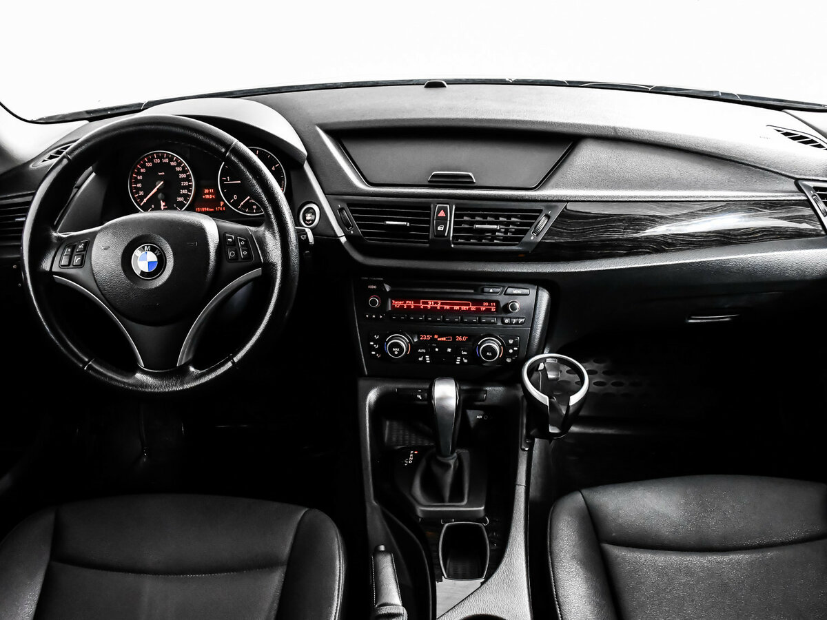 BMW X1 2010 года с пробегом. Фото: #8