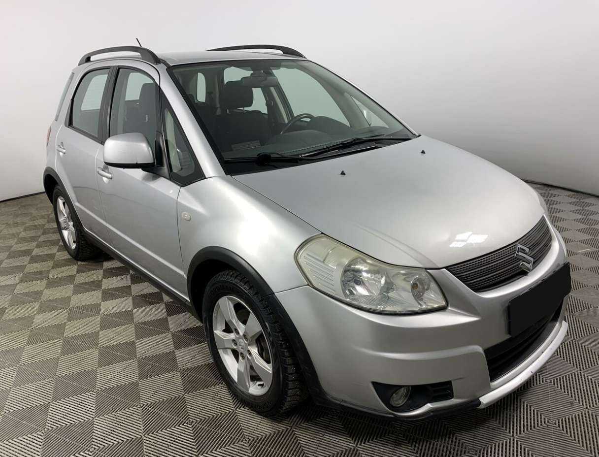 Suzuki SX4 2010 года с пробегом. Фото: #2