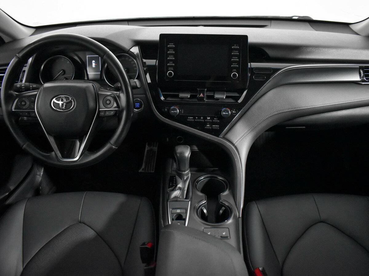 Toyota Camry 2022 года с пробегом. Фото: #13