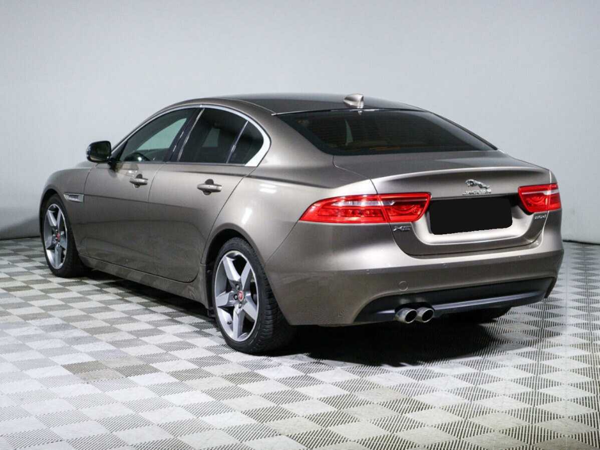 Jaguar XE 2017 года с пробегом. Фото: #6
