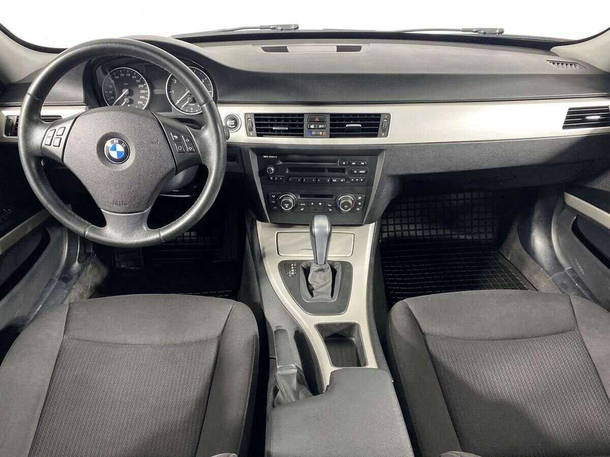 BMW 3 серии 2011 года с пробегом. Фото: #9