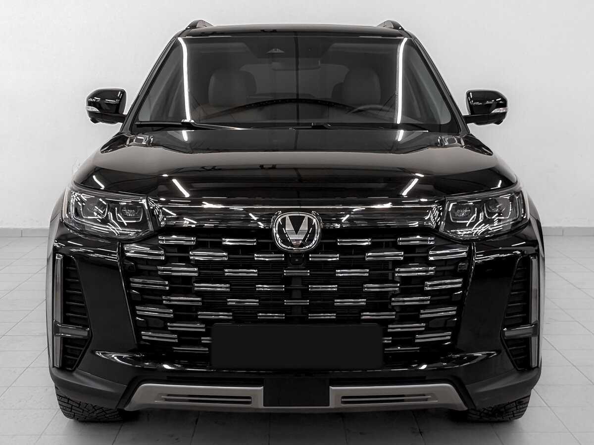 Changan CS95 2023 года с пробегом. Фото: #1