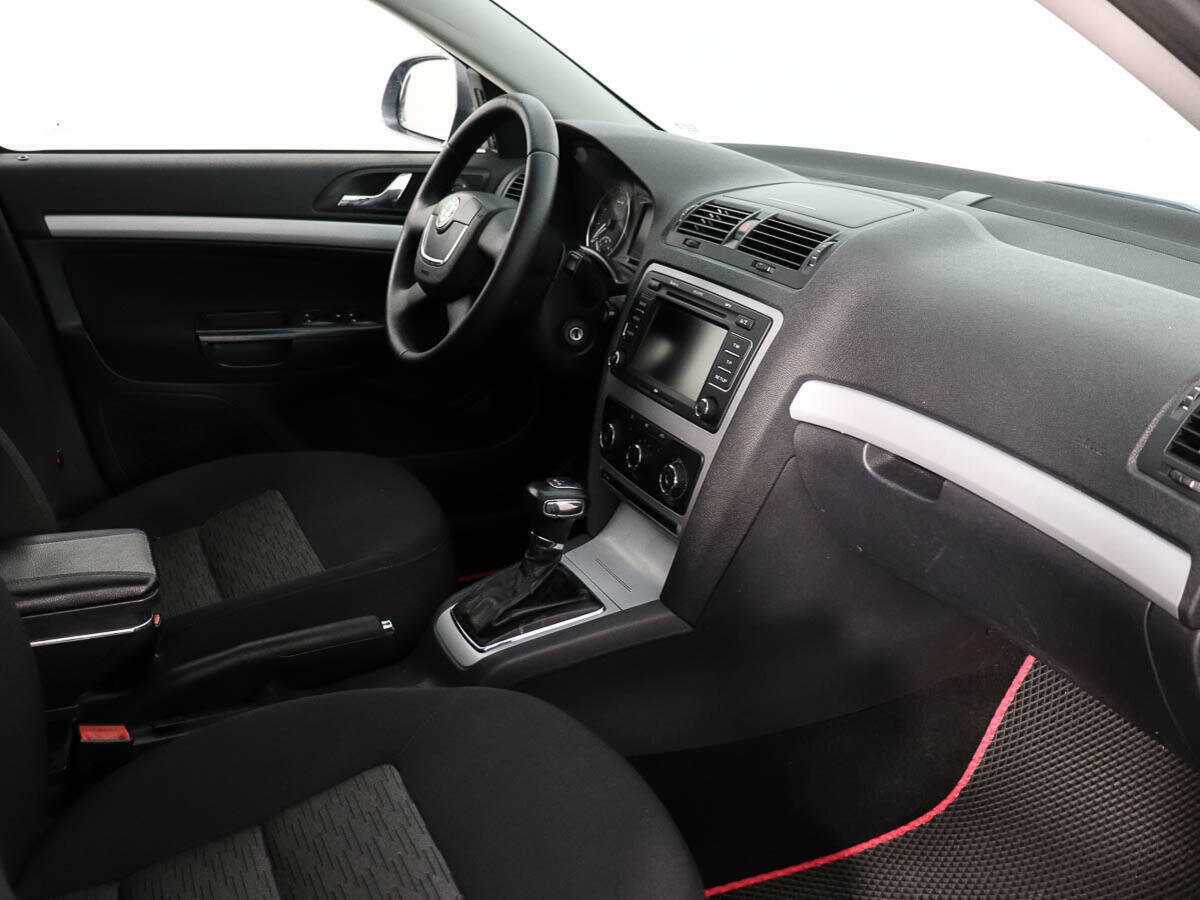 Skoda Octavia 2011 года с пробегом. Фото: #8