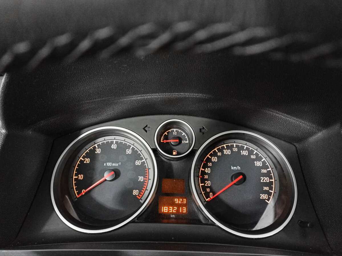 Opel Zafira 2012 года с пробегом. Фото: #10