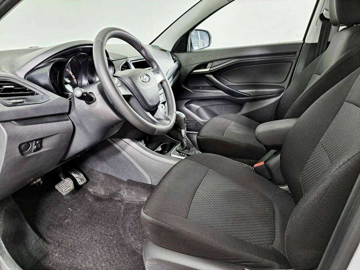 Lada (ВАЗ) Vesta 2021 года с пробегом. Фото: #10