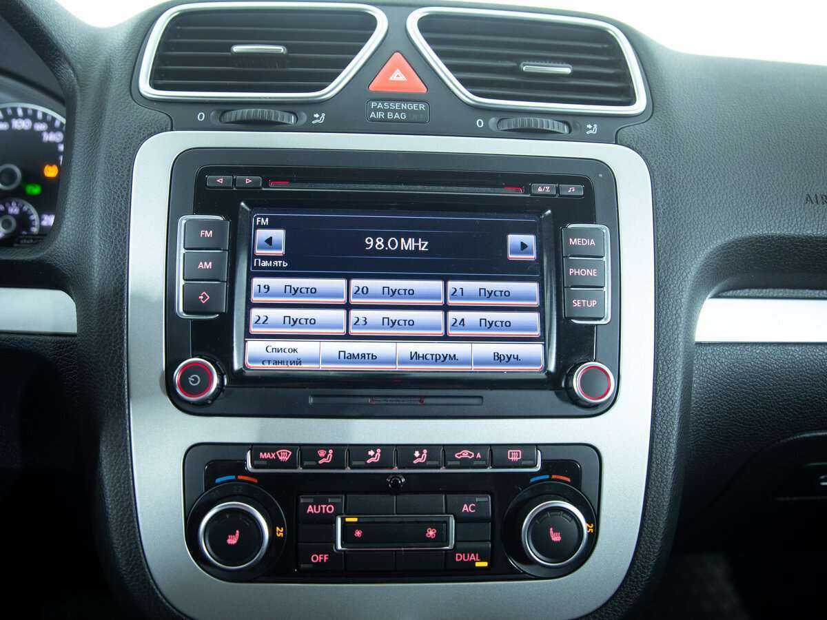 Volkswagen Scirocco 2011 года с пробегом. Фото: #13