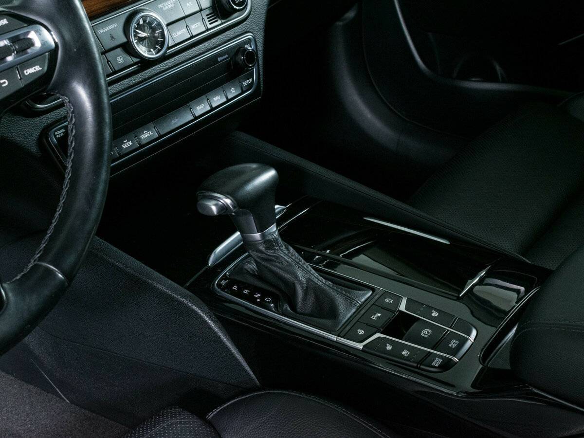 Kia K7 2017 года с пробегом. Фото: #12