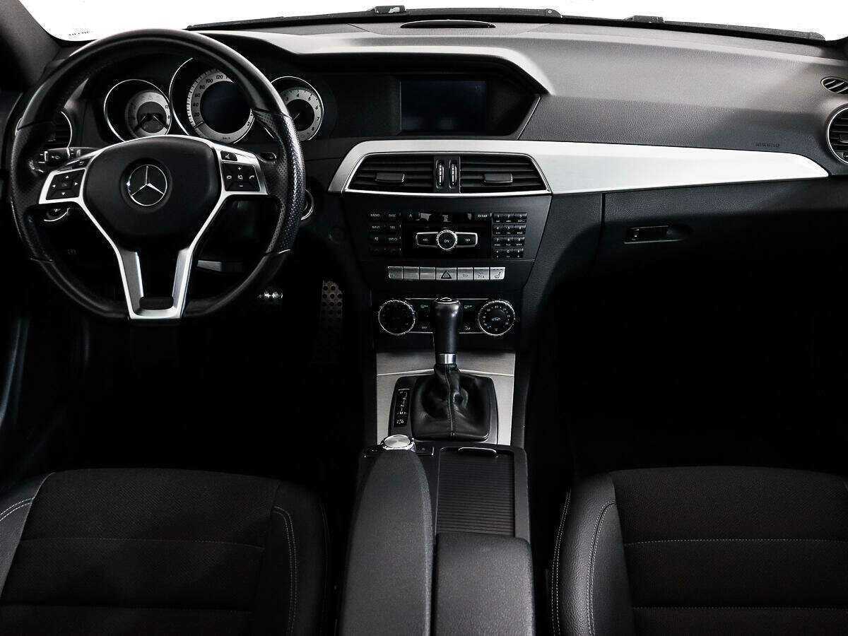 Mercedes-Benz C-Класс 2015 года с пробегом. Фото: #13