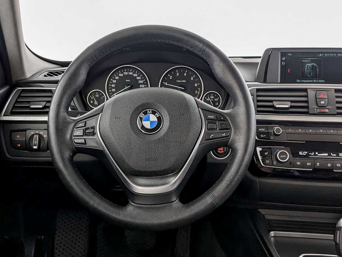 BMW 3 серии 2018 года с пробегом. Фото: #16