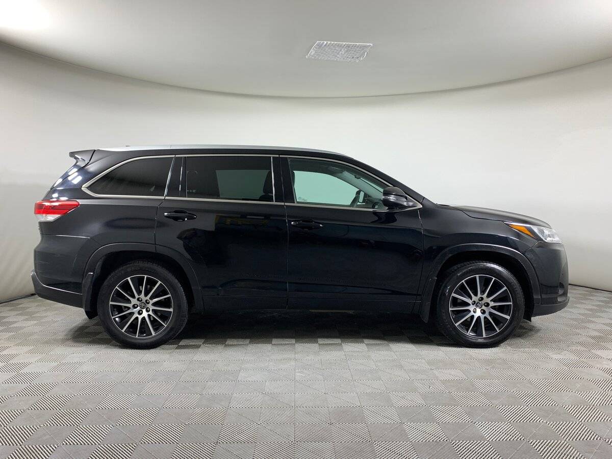 Toyota Highlander 2019 года с пробегом. Фото: #3
