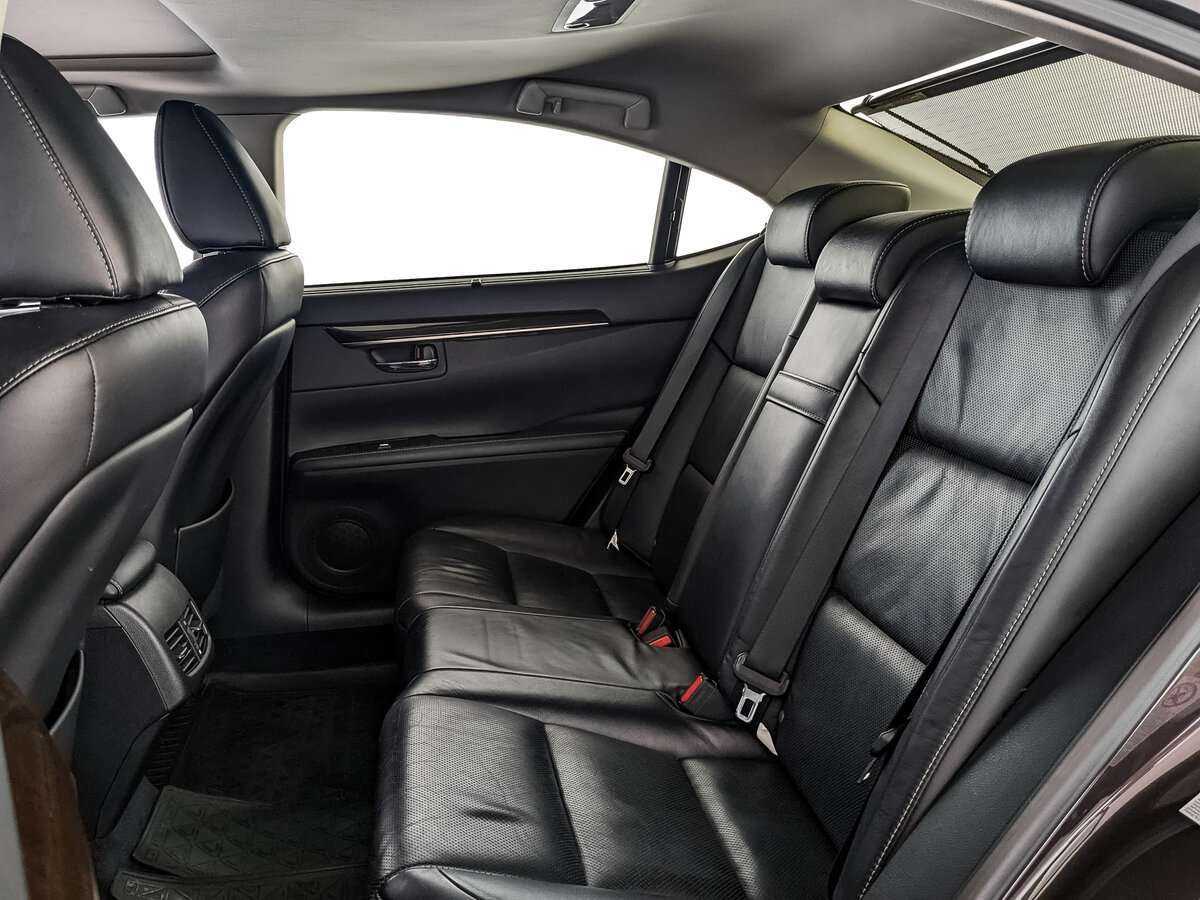 Lexus ES 2014 года с пробегом. Фото: #15