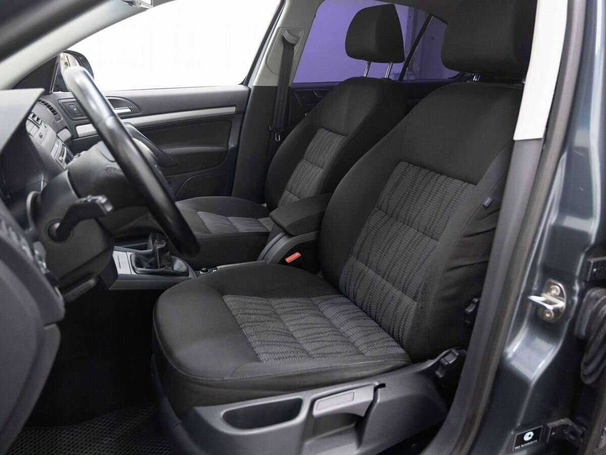 Skoda Octavia 2010 года с пробегом. Фото: #6