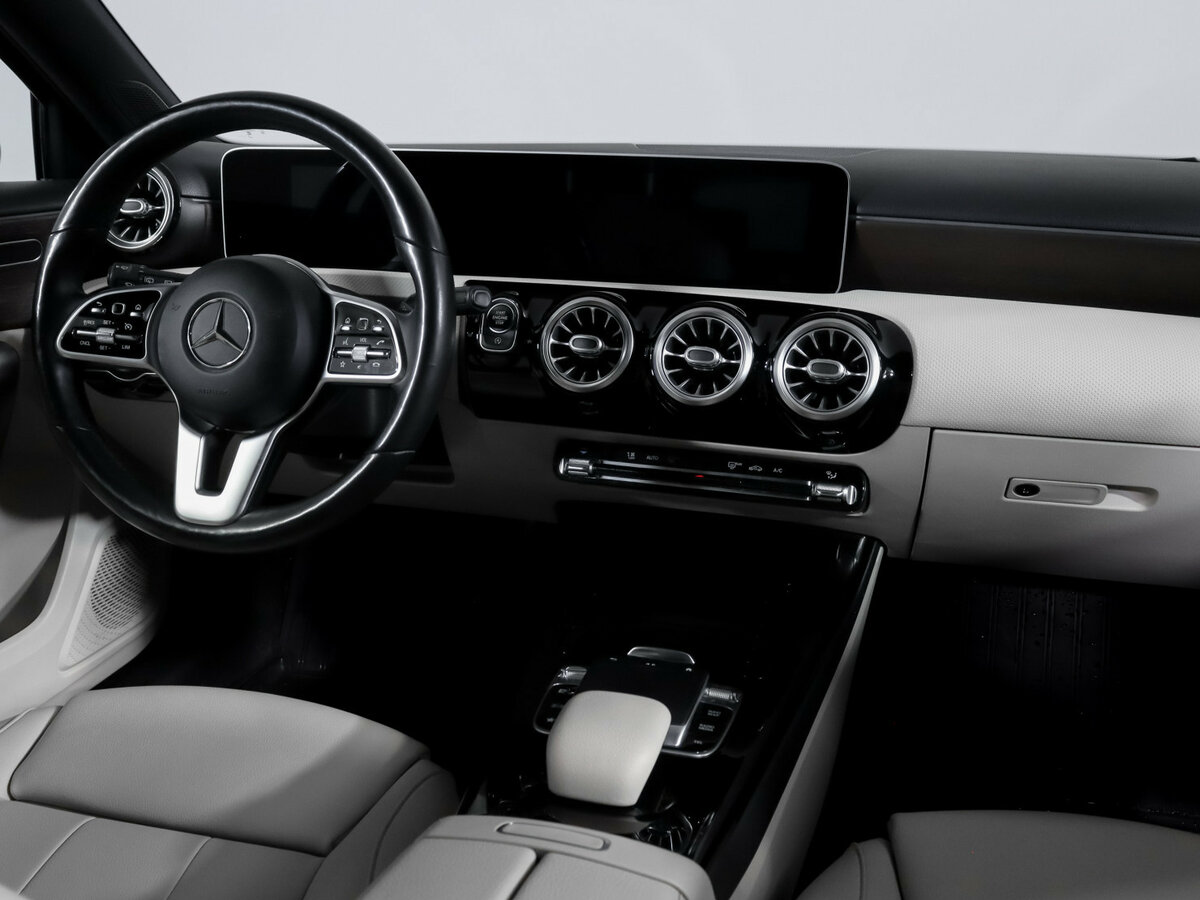 Mercedes-Benz A-Класс 2019 года с пробегом. Фото: #9