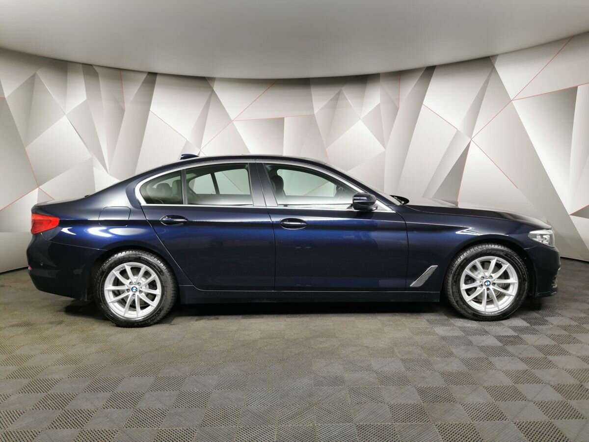 BMW 5 серии 2018 года с пробегом. Фото: #5