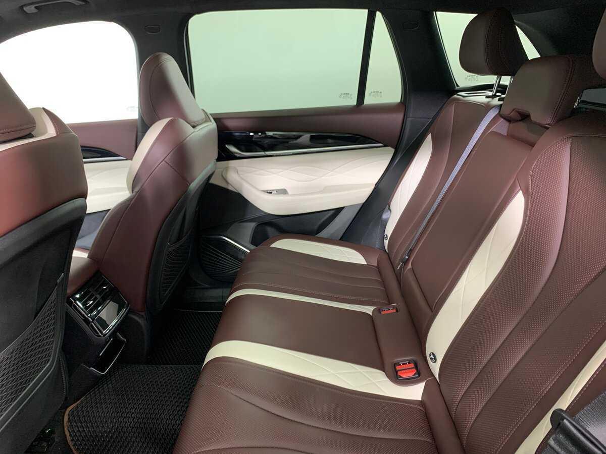 Geely Monjaro 2023 года с пробегом. Фото: #19