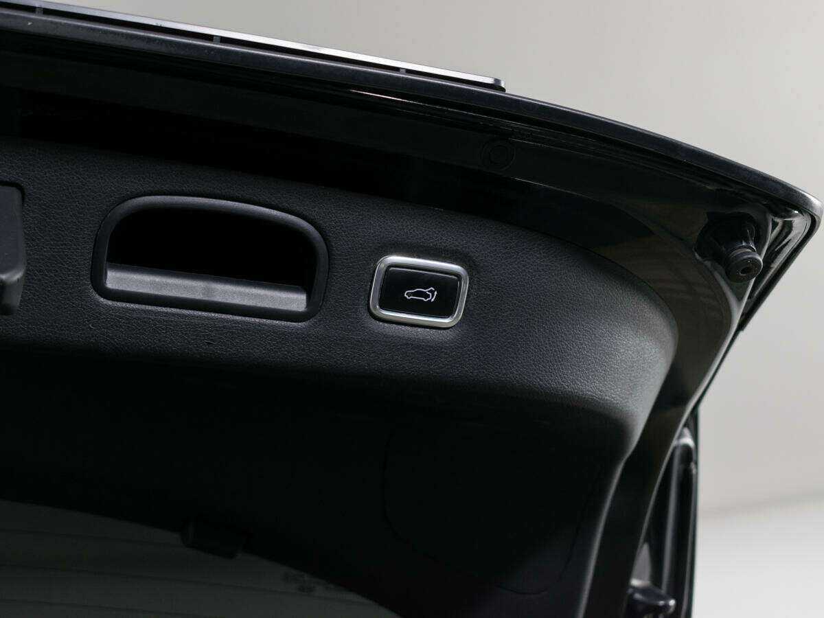 Kia Stinger 2018 года с пробегом. Фото: #5