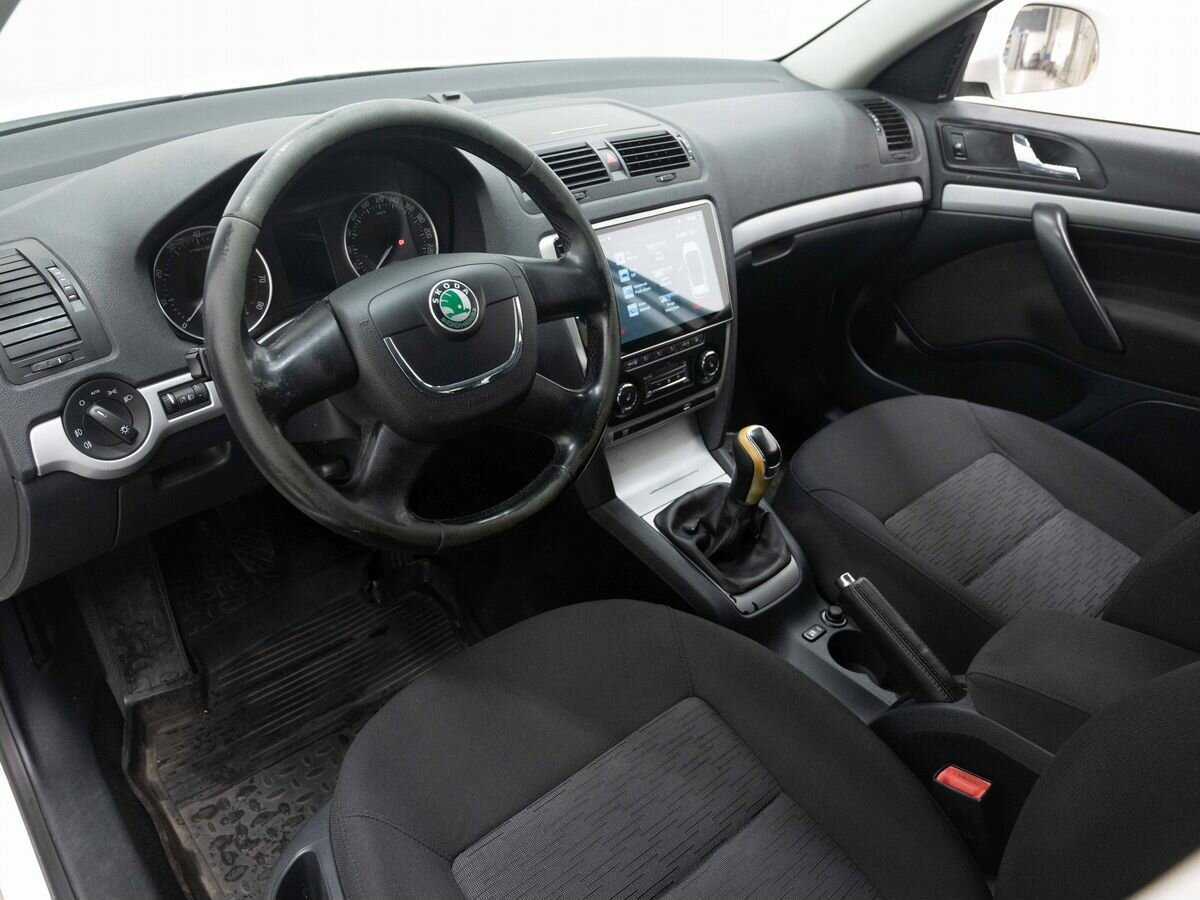Skoda Octavia 2012 года с пробегом. Фото: #6